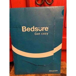 New in Package (open) Bedsure Get Cozy Satin Pillowcases (2) Bedshe Coral  Queen